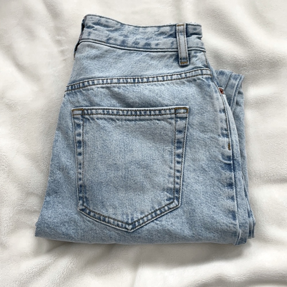 BDG Mom High Rise Jeans